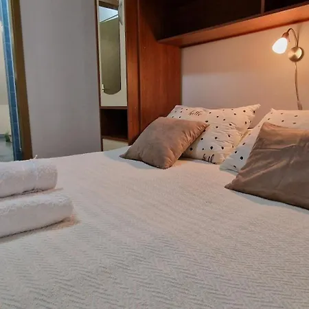 Faro 20 M From The In Stobrec -