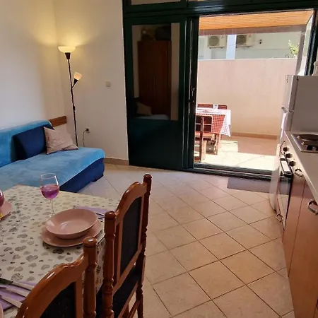 Faro 20 M From The In Stobrec -